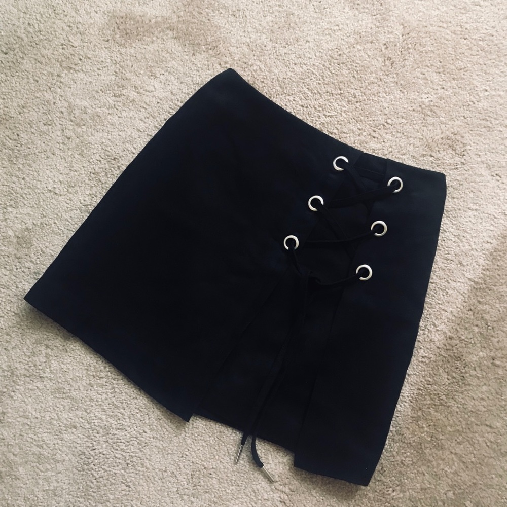 H&M - Divided Black Skirt